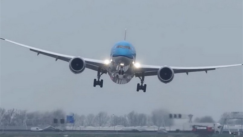 لمن خاف أن يسافر في 2017