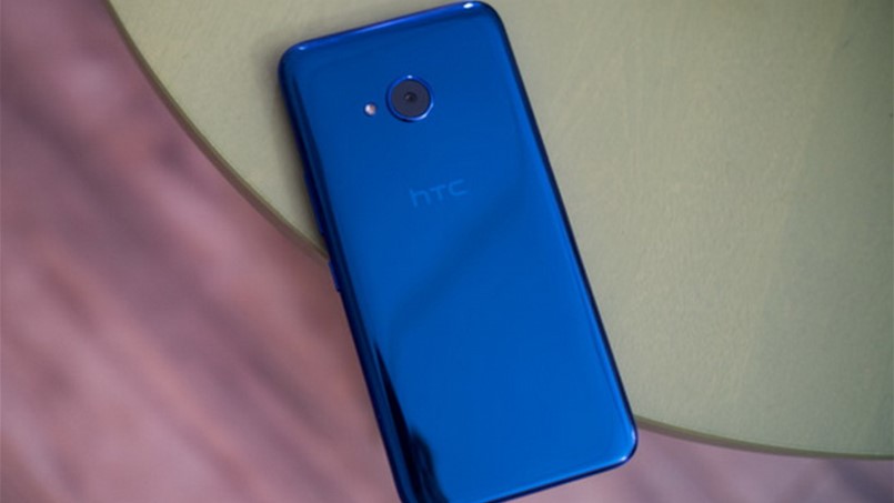 تمهيداً لخروجها من سوق الهواتف