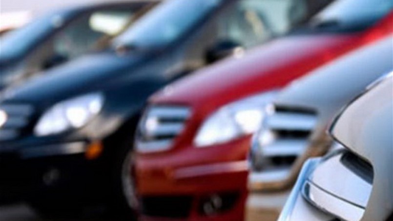 قزي ينوه بالخطوات التي يتخذها مدير عام الجمارك