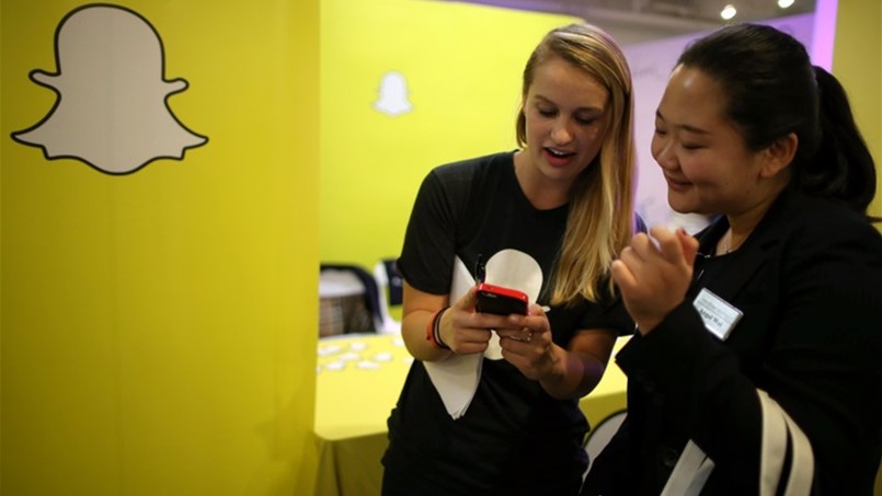 بعد واتساب.. الى سناب شات دُر