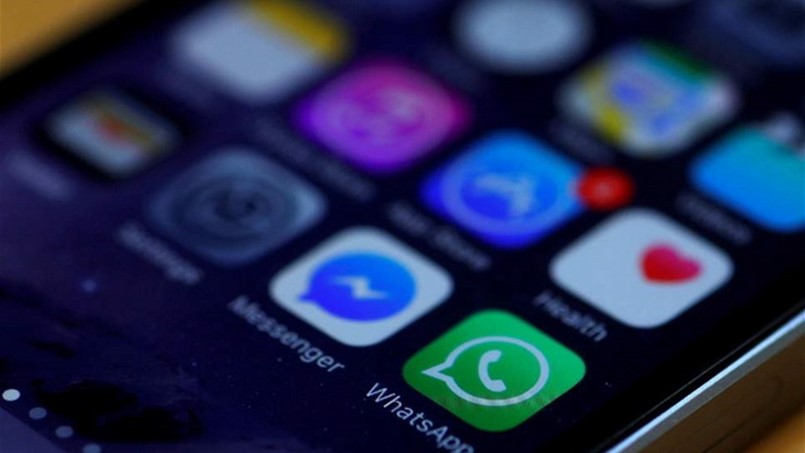 معكم 10 دقائق