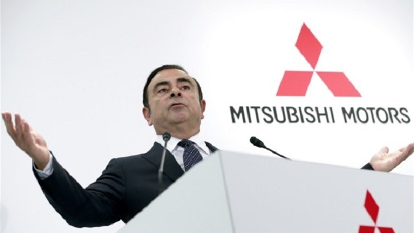 ميتسوبيشي تلحق بنيسان