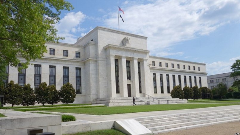 زيادة أقل للفائدة خلال الفترة المقبلة