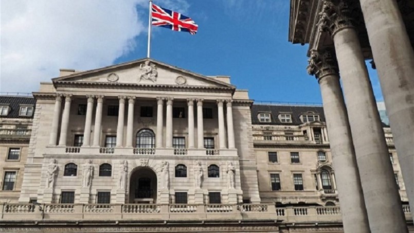 المركزي البريطاني يثبّت معدلات الفائدة