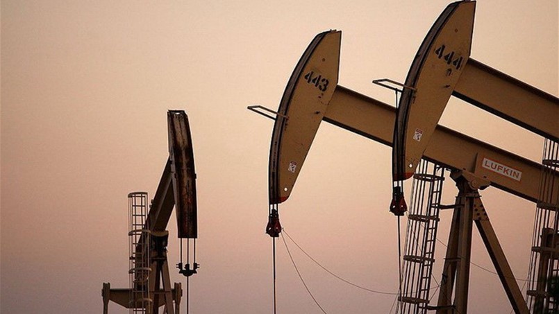 النفط يتجه نحو تسجيل أفضل مكاسب أسبوعية