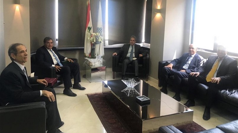 سقلاوي: الريجي تحتسب الدولار بنصف سعره