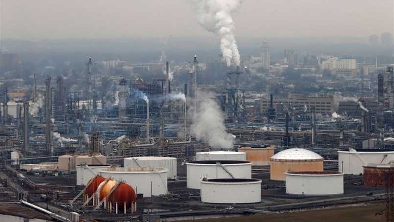 ضعف الطلب يؤثر على أسعار النفط