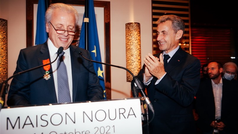 في فرنسا.. وسام جوقة الشرف لرئيس مطاعم نورا