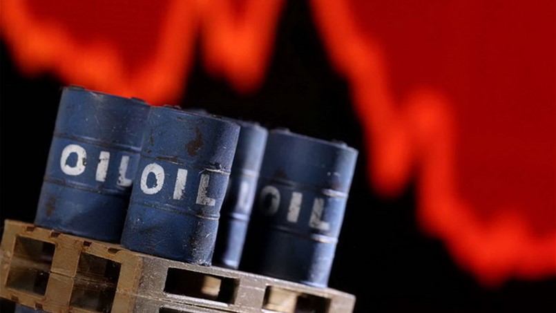 أعراض أوميكرون ترفع أسعار النفط