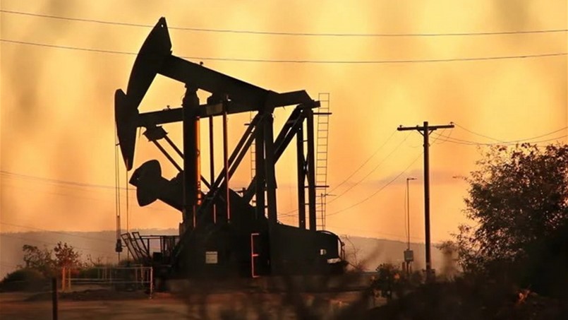سعر برميل النفط خلال تعاملات صباح الجمعة