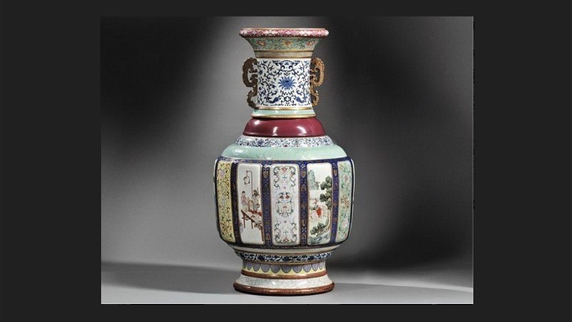 هل يخبىء بيع مزهرية بـ ٢٥ مليون دولار تبييضا للاموال ؟