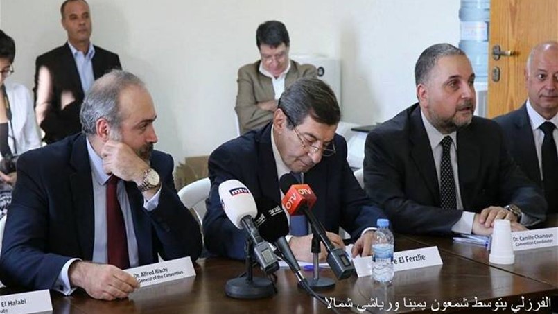 المؤتمر التأسيسي الاول يبحث تبني اللامركزية الشاملة والفدرالية