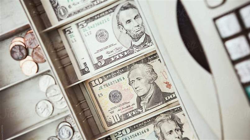 سعر صرف الدولار في السوق السوداء في 11 آب