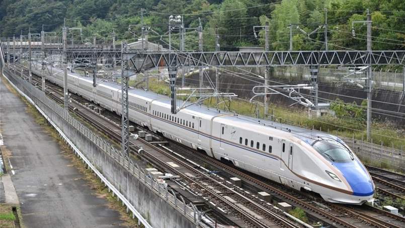 يكتشف الزلازل مبكراً.. نظام مكابح جديد للقطارات السريعة في اليابان