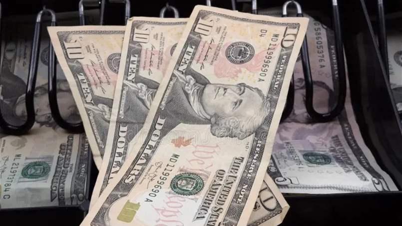 سعر صرف الدولار في السوق السوداء في 21 أيار