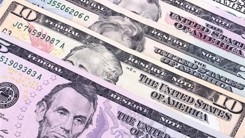 هبوط الدولار يثير قلق المستثمرين