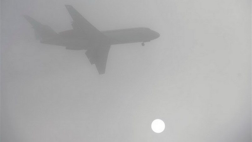 الضباب يجبر الطائرات على عدم الإقلاع من أبو ظبي