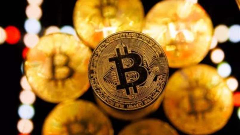 البيتكوين والإيثيريوم تحت الضغط
