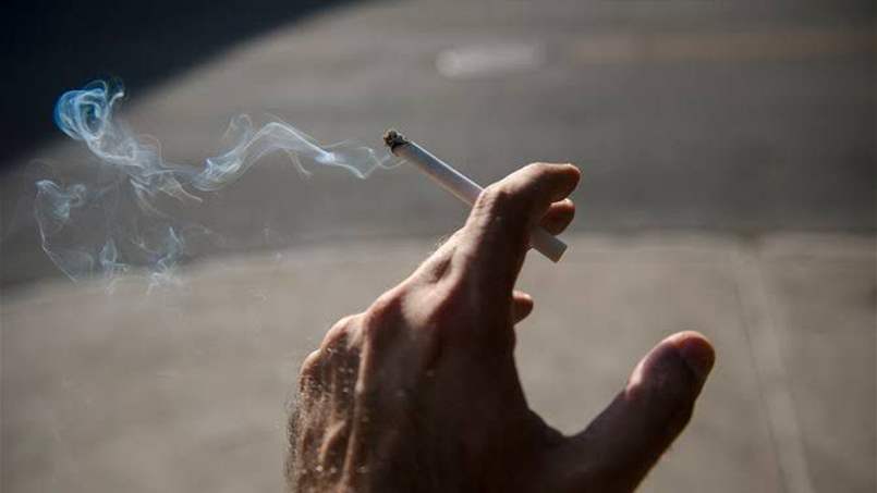 مفاهيم خاطئة بين الأطباء حول النيكوتين تبطئ جهود إنقاذ المدخنين من السجائر