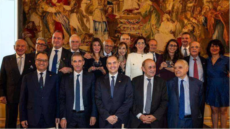 غرفة التجارة اللبنانية الفرنسية في باريس تكرم رجل الاعمال محمد خشاب