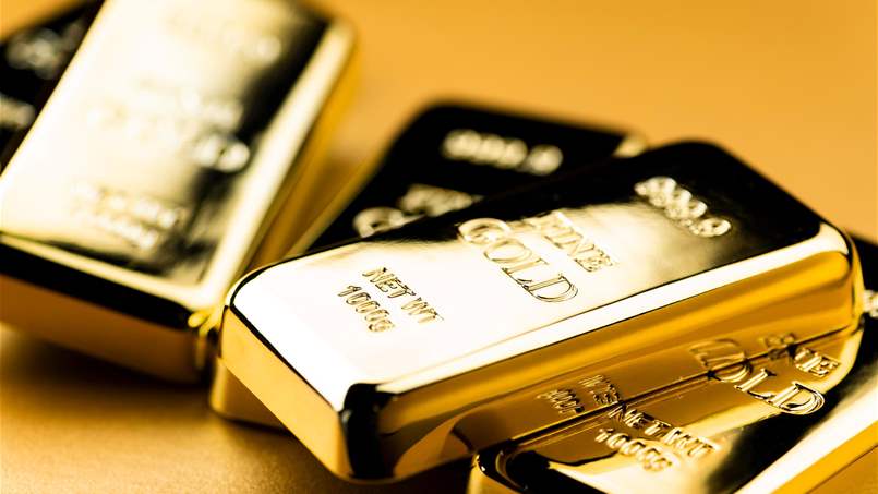 الذهب تحت الضغط والفضة تعمّق خسائرها