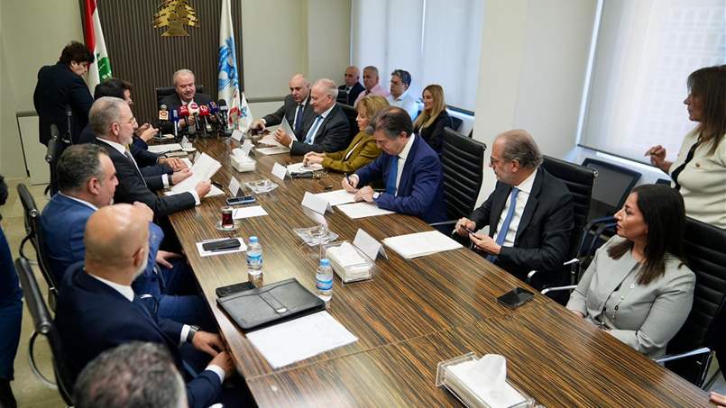 بطاقات الدفع المصرفية تعود بقوة.. ماذا أعلن وزير المالية؟