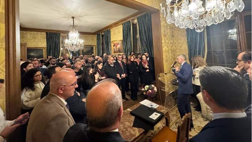 لقاء هندسي في بيت السفير اللبناني في فرنسا  