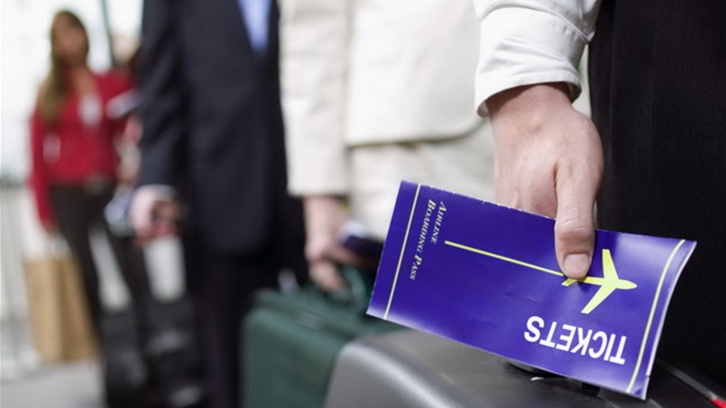 متى تحجز تذكرة طيران بسعر مخفّض ؟