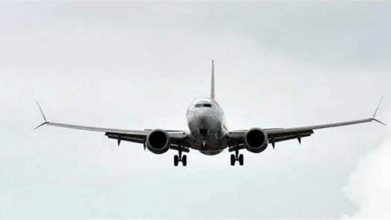 رغم صعودها.. لماذا نشعر بالهبوط المفاجئ بعد 30 ثانية من إقلاع الطائرة؟