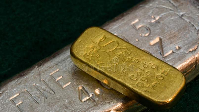 يو بي إس يرفع توقعات أسعار الذهب بشكل حاد