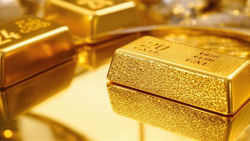 الذهب والفضة يتراجعان بانتظار "ساعة الصفر"