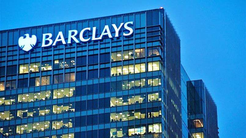 القروض المتعثرة تهز سهم باركليز