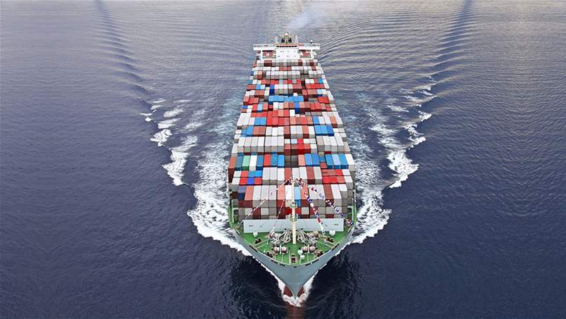 سفن بسرعات مستحيلة.. ما الذي يحصل في مضيق هرمز؟