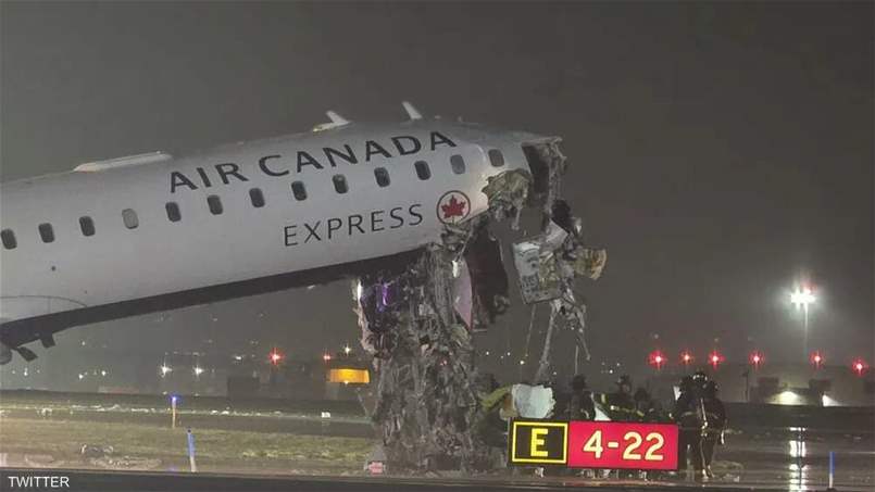 مقتل شخصين بحادث تصادم طائرة بمركبة في مطار بنيويورك