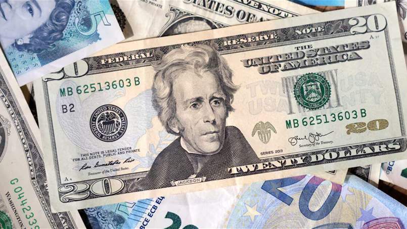 الدولار يواصل الهبوط