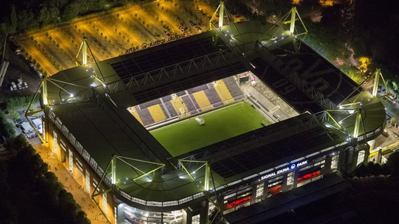 افضل 10 ملاعب لكرة القدم في العالم