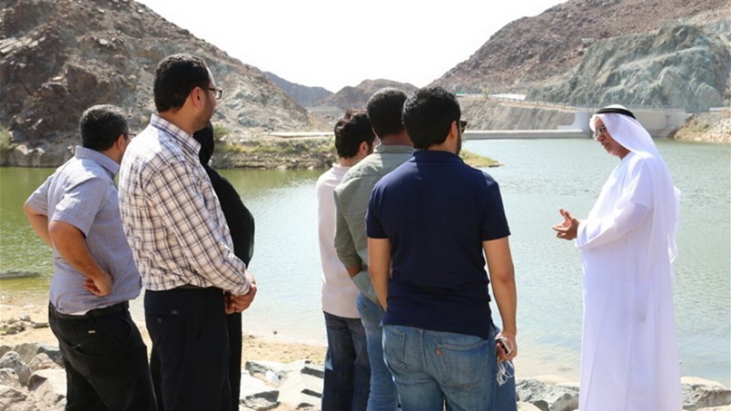 طلاب معهد مصدر يزورون سدود المنطقة الوسطى
