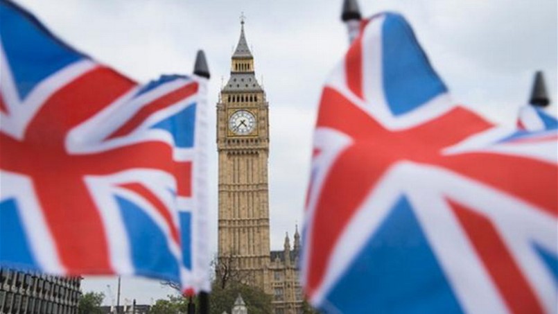 بريطانيا تسجل أكبر عجز في الموازنة منذ 2009