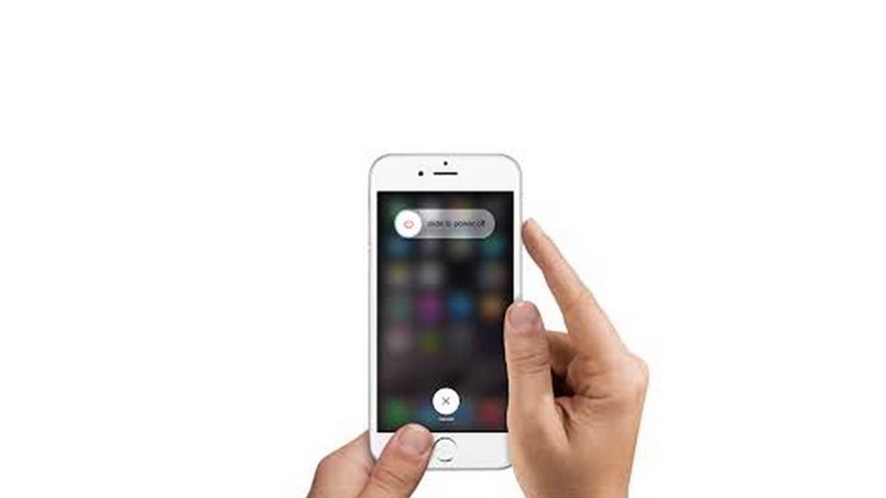 المخترع الذي سيفُكّ تشفير آيفون والا سيأكل حذاءه !