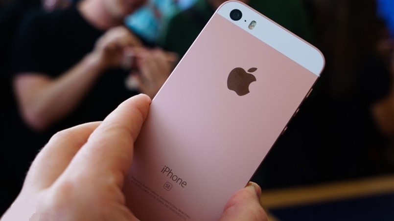 هاتف iphone se كلفته وسعره في السوق