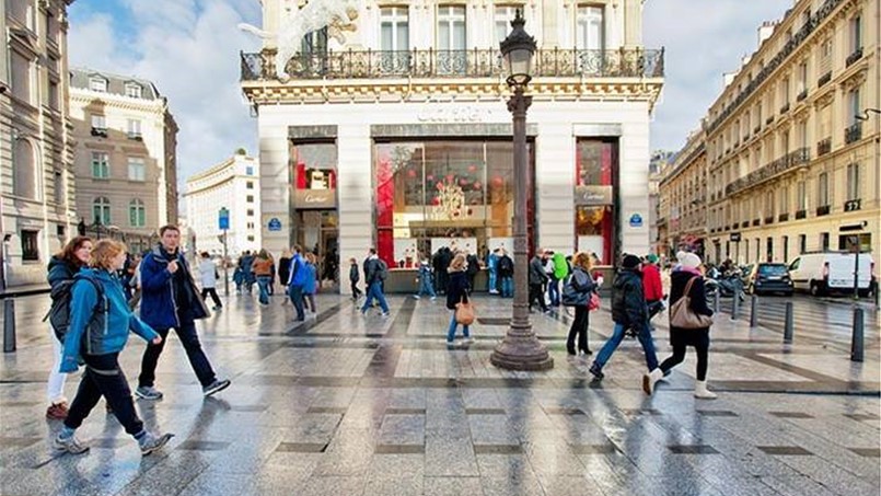 الاقتصاد الفرنسي يخالف التوقعات